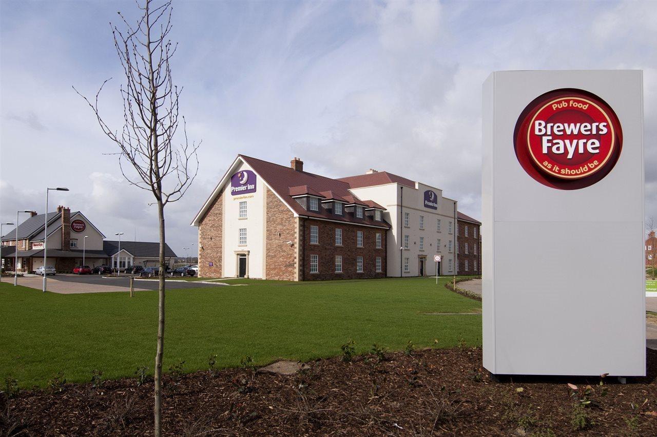 Premier Inn Bedford South Kempston Exterior photo