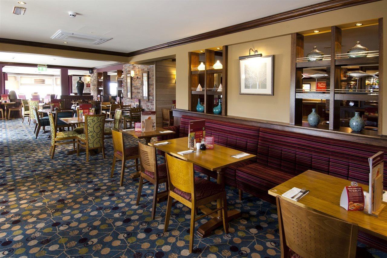 Premier Inn Bedford South Kempston Exterior photo