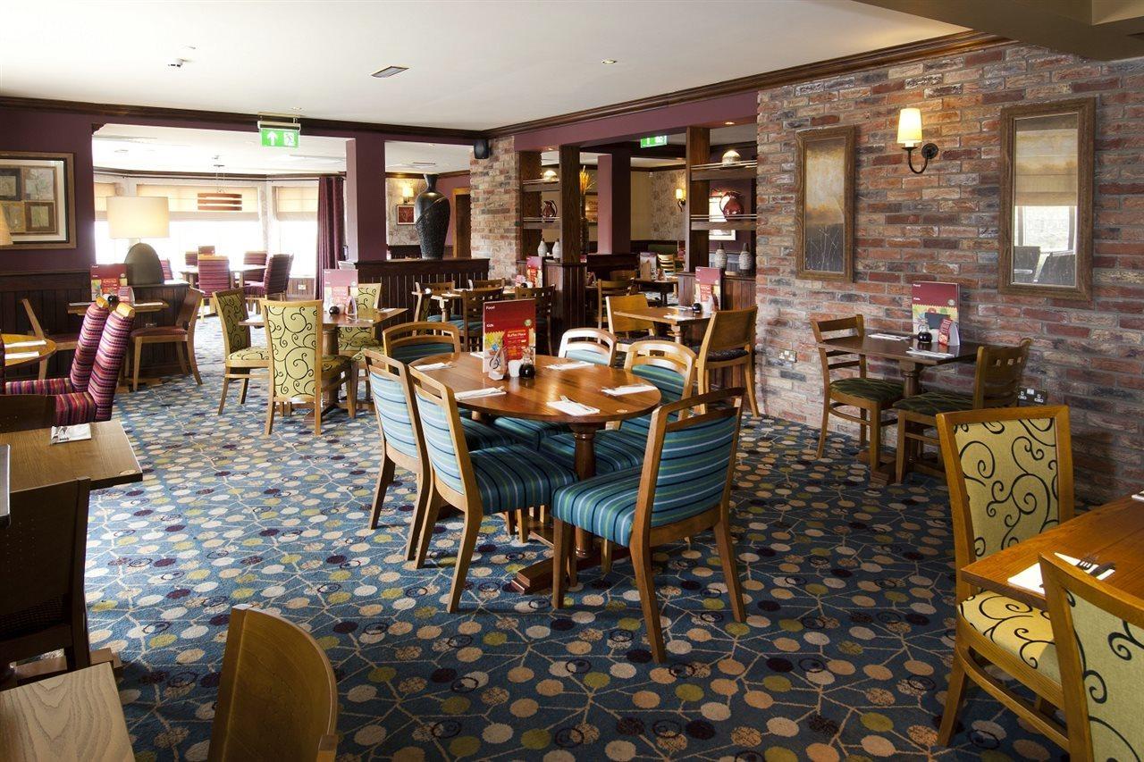 Premier Inn Bedford South Kempston Exterior photo