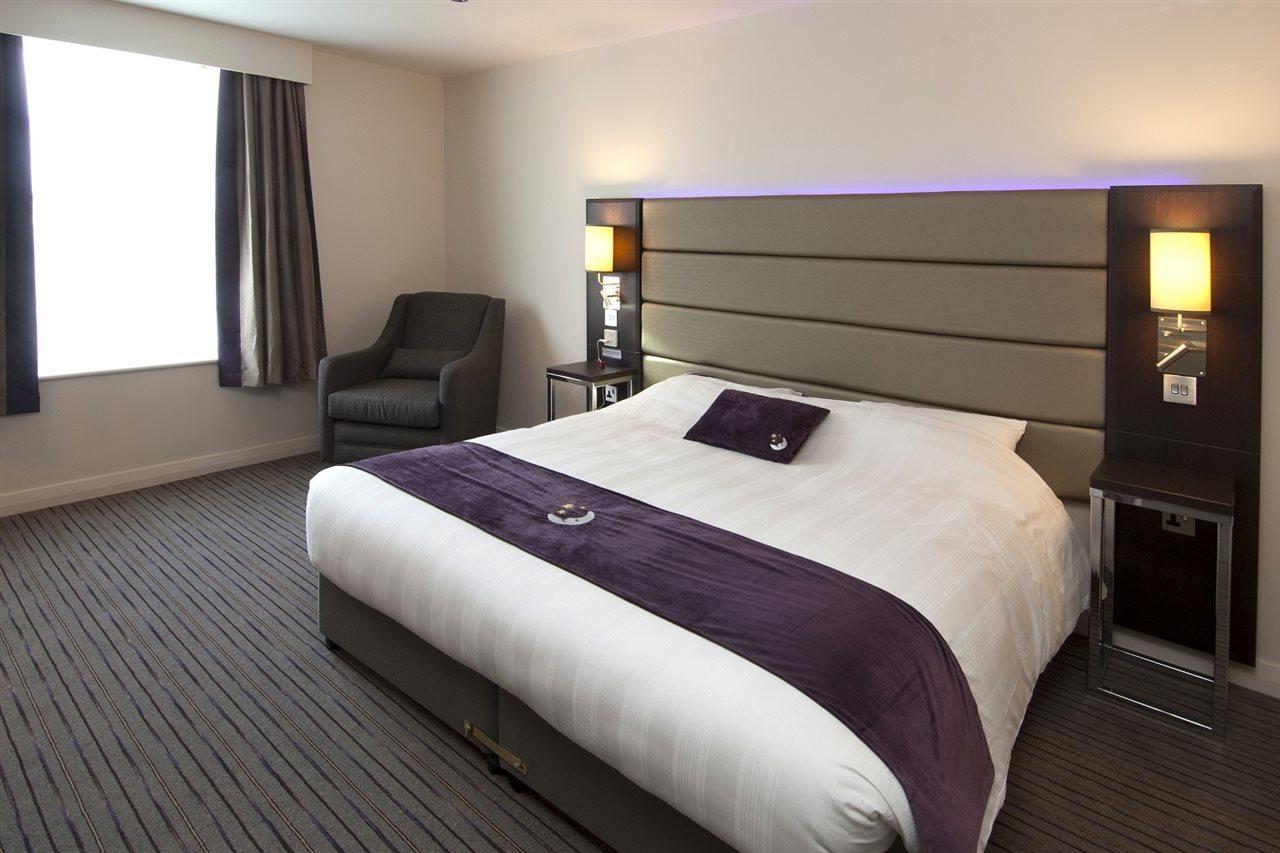 Premier Inn Bedford South Kempston Exterior photo