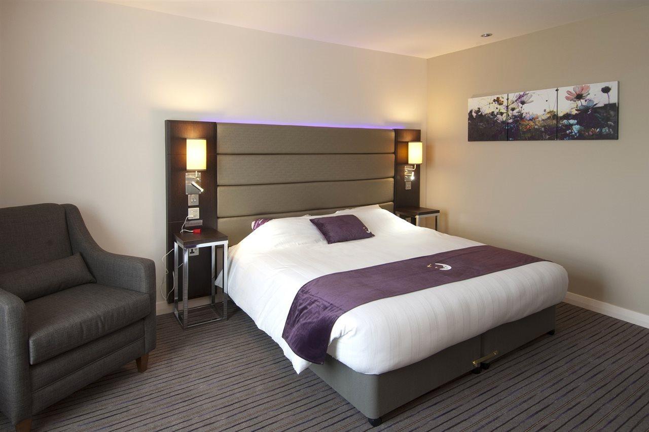 Premier Inn Bedford South Kempston Exterior photo